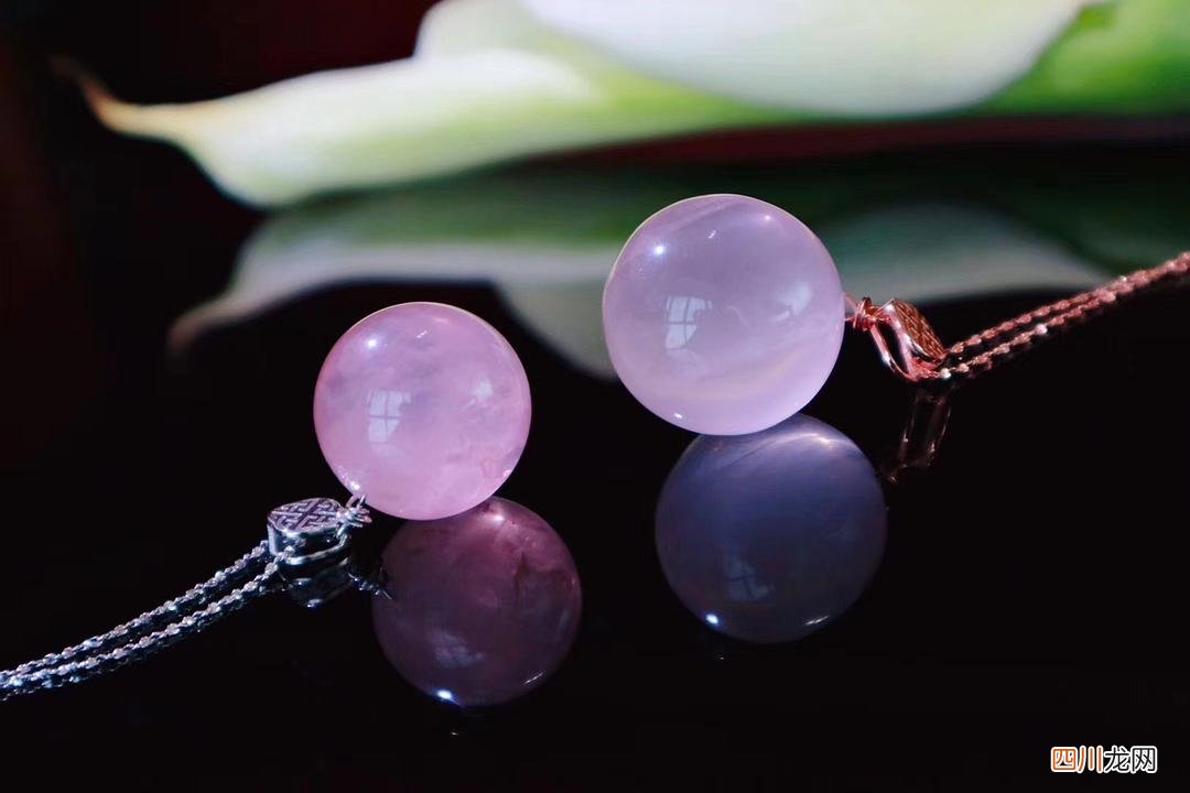 粉晶治疗师调柔你的心，让光与爱走进你的内心~