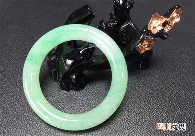 翡翠绺裂能消失吗？告诉翠友们真相！