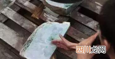 翡翠原石应该怎么“切”，不妨进来看看木子的六点建议