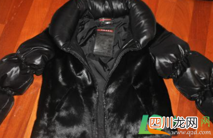 怎么看是不是假羽绒服