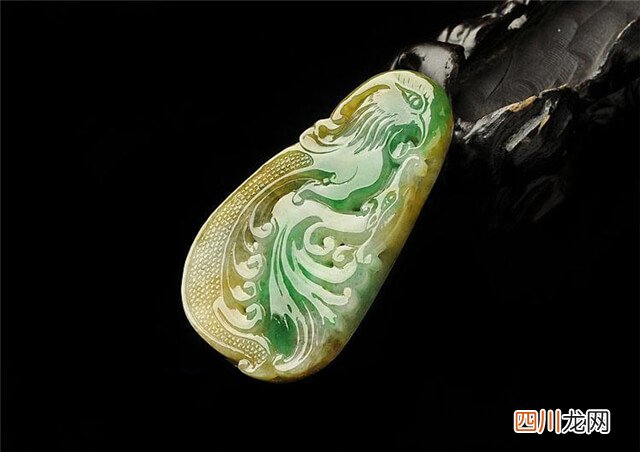还在迷惑缅甸翡翠吊坠多少钱？看完本文就不再迷茫！