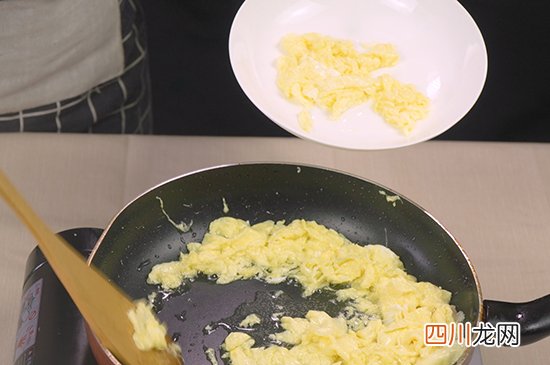 韭菜鸡蛋馅怎么调