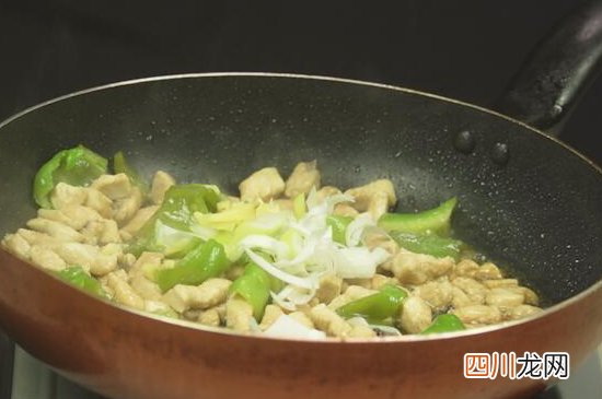 辣子鸡丁的家常做法