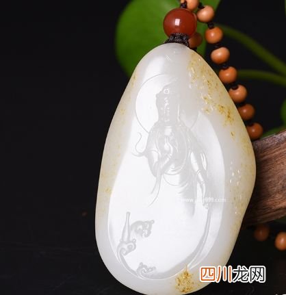 和田玉籽料带皮好还是没有皮的好 哪个更值钱