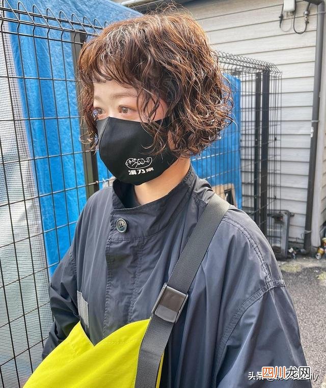 当下发廊最火女发14款，流行时尚大不同，适合大多数年龄段的女性