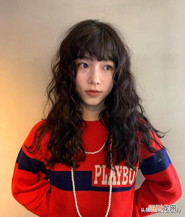 比较火的发型 16款当下很火的发型，看着都不错，有你喜欢的吗