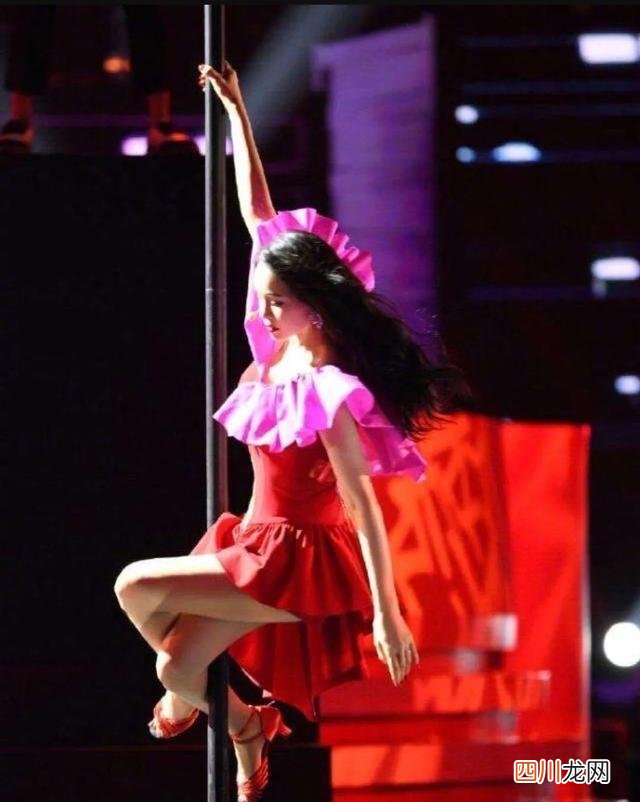 伊能静现在体重90斤 52岁的伊能静，身材犹如25岁的少女，从140斤瘦到100斤
