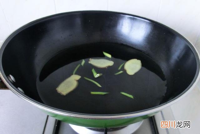 清蒸梭子蟹要蒸多长时间？老青岛人教你这样蒸，不流黄，入味儿