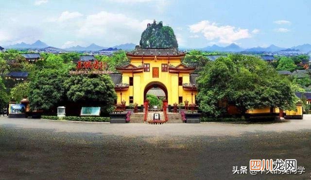 我国唯一建在5A景区的大学，游客进去要买票