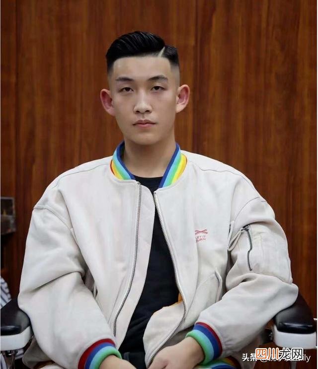 过年剪什么发型好看男生 男人别剪过时的发型了，春节就选这几种，造型很不赖