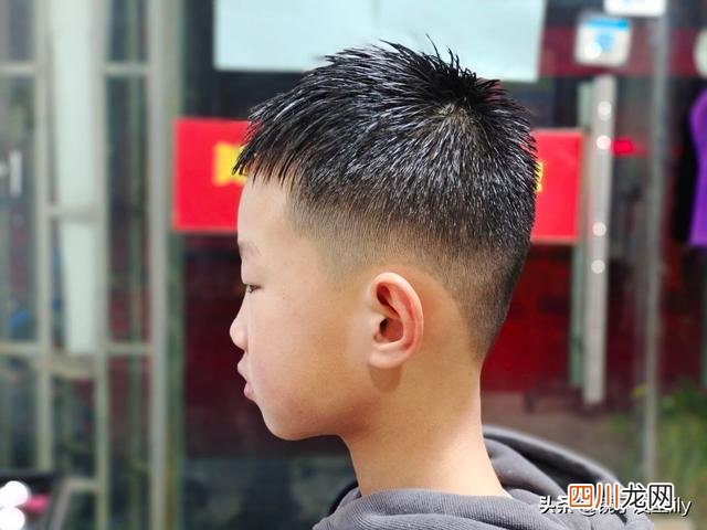 2020年小男孩的新发型 2022小男孩发型，春节前换发型就选这几种，真帅气