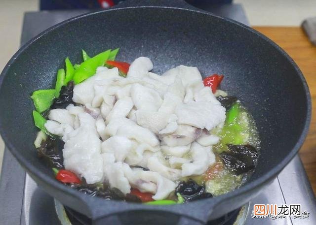 建议中老年人：生活别太节俭，这5道菜该吃就得吃，别心疼钱