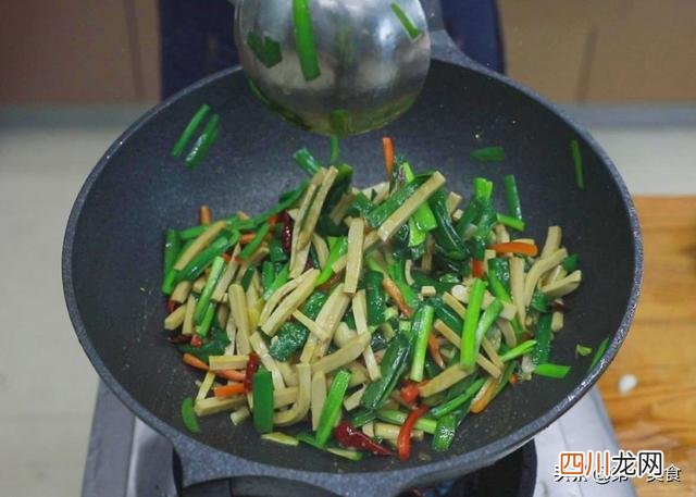 建议中老年人：生活别太节俭，这5道菜该吃就得吃，别心疼钱