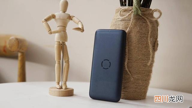 罗马仕充电宝四个灯闪烁 罗马仕移动电源说明书