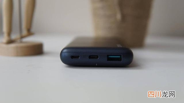 罗马仕充电宝四个灯闪烁 罗马仕移动电源说明书