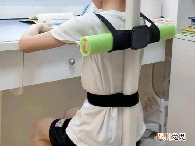 坐伤腰还是站伤腰 坐、躺、站，究竟哪种方式最伤腰？不同姿势伤腰程度都在这了