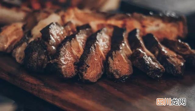 同龄孩子一个吃猪肉，一个吃鱼、牛肉，3年后身体发育差距明显？