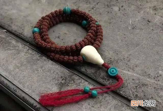 小金刚菩怎么均匀？准备合适的猪鬃毛子，合理的盘技巧
