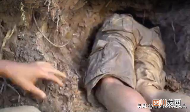 我的盗墓经历：挖到4件青铜器后不敢再往里挖了，怕洞塌了被活埋