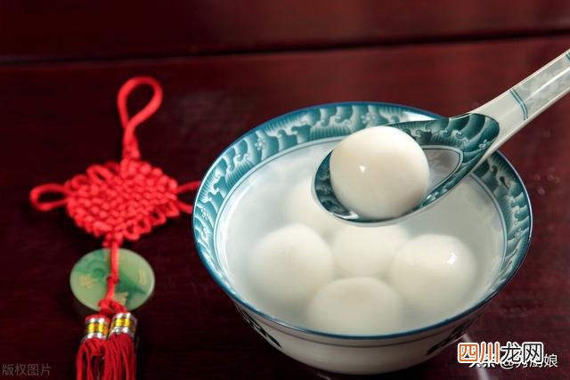 煮汤圆，切记不要开水下锅煮，牢记4个技巧，保证不破皮，不粘锅