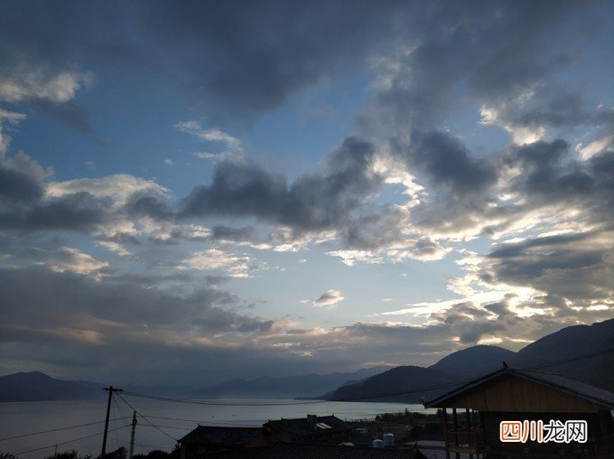 惬意丽江：到泸沽湖看景，到束河古镇享受生活