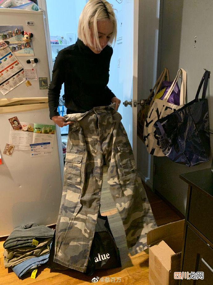 为什么劳工裤成为时装界潮物？解构名人如何将劳工裤穿得显瘦时尚