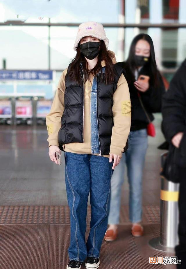 宋佳私服太接地气了，简约基础有品味，看一遍就能掌握搭配精髓