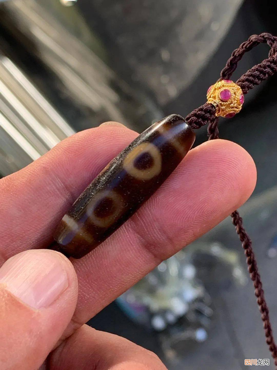 大鹏天珠：千年至纯熊猫三眼天珠