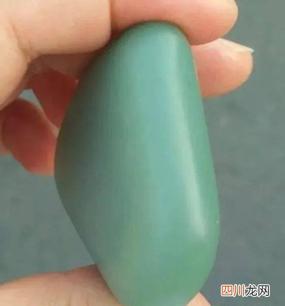 蓝色和田玉，和田玉沙枣青籽料你真的了解吗？