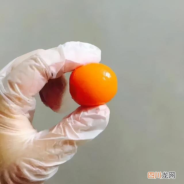 猪肉是高胆固醇食物吗 高胆固醇的大户名单，猪肉不在其中，反而是这4种食物，要小心