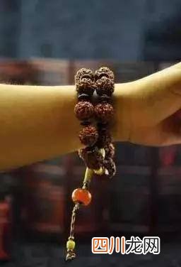 金刚菩应该戴左手还是右手，原来这也有讲究？！