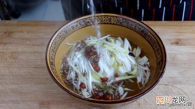 冬至饺子好吃有诀窍，教你饭店不外传的调馅配方，鲜嫩多汁超好吃