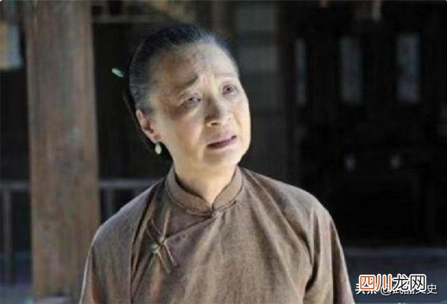 刘伯温讨水喝，老妇故意往瓢里撒一把谷壳，多年后才知她有大智慧