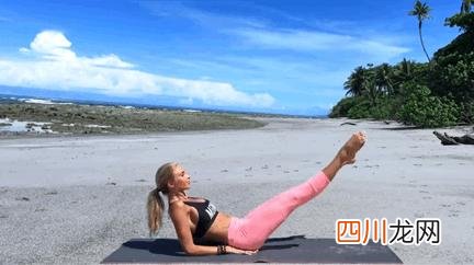 瘦上腹部最有效的瑜伽运动 打造完美腹部线条，女性必须要练的10个瑜伽变体动作