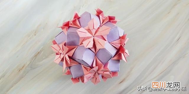 超美纸花球的折法图解 甜美花球折纸教程图解，简单好看惹人爱