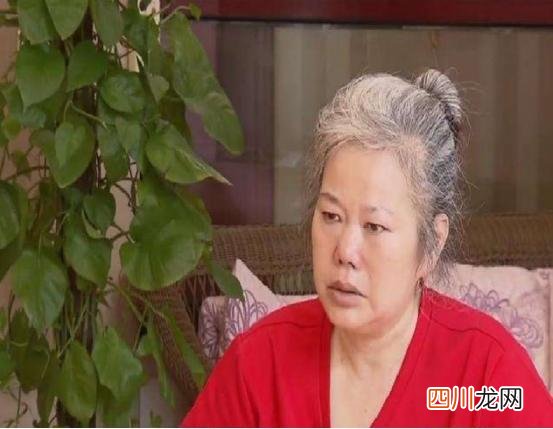 当了15年房东，却倒欠租客26万，46岁女房东被气得一夜白头