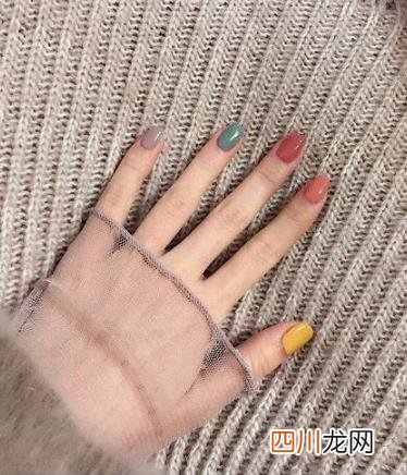纯色美甲的N种打开方式 当下潮流纯色美甲都在这