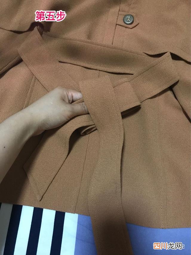 手把手教你三分钟学会 衣服上的蝴蝶结怎么打，史上最详细图解分享