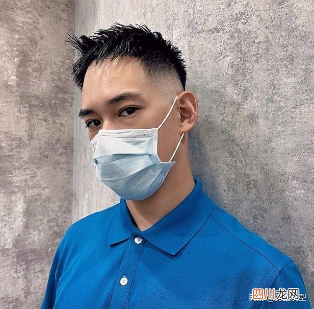 男生去理发店说剪什么发型 进入理发店，男人不要随便乱剪，留这6款发型才更时髦帅气