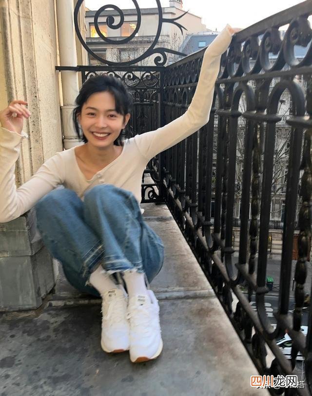 太喜欢赵佳丽的私服搭配了，简单干净，特别适合日常借鉴