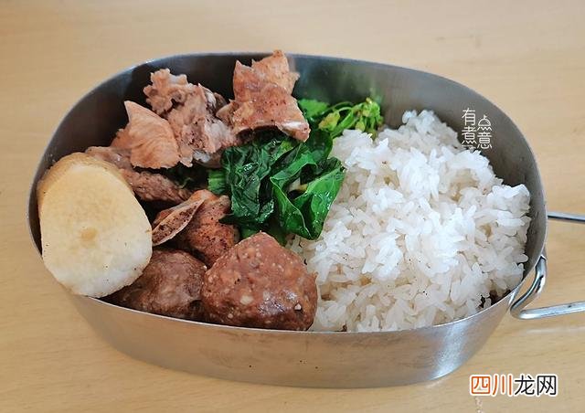 广东女生不吃食堂不叫外卖，却遭同事背后议论，带饭上班很丢人？
