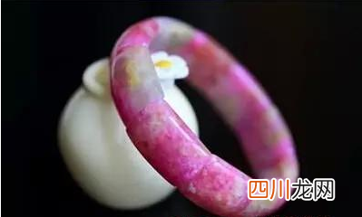舒俱来石的功效与作用,舒俱来的真假鉴别,舒俱来颜色及品质鉴赏