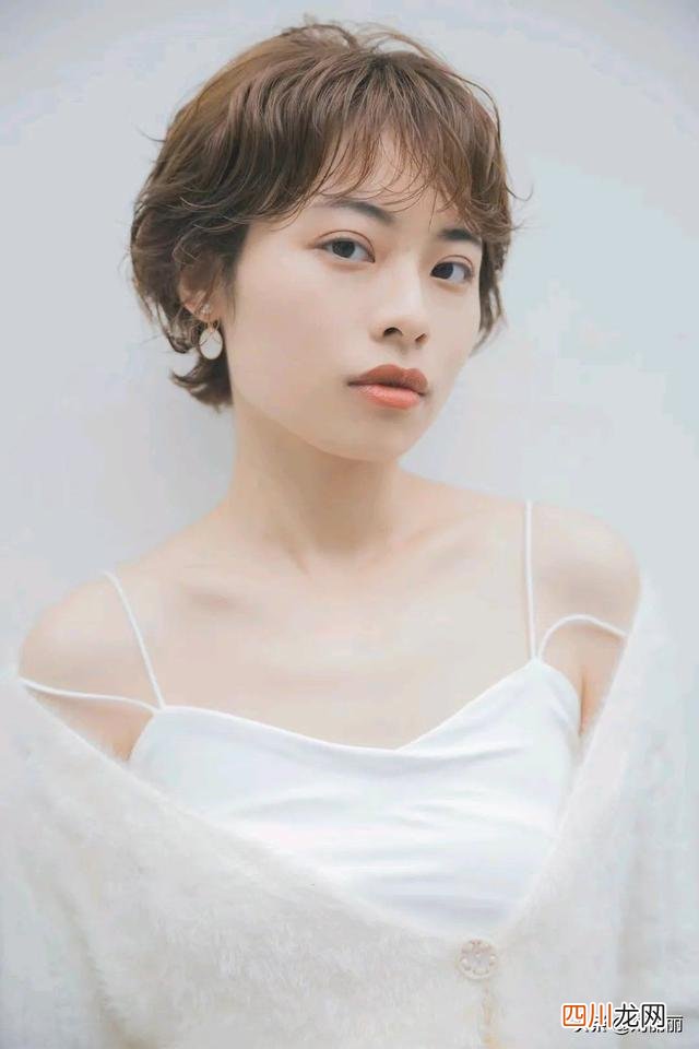 最近流行剪什么发型 今夏发型别乱剪，这3种很火很流行，照着剪就对了