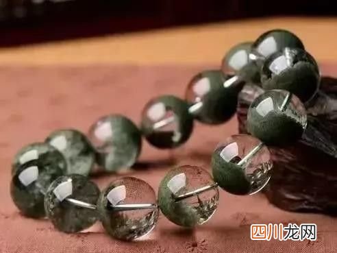 绿幽灵这么美，怎么能说它不适合女性戴呢！