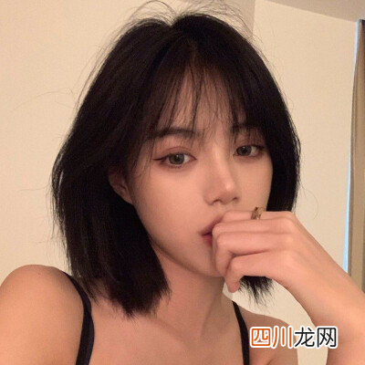 韦庄 下章台夜思: 清瑟怨遥夜,绕弦风雨哀