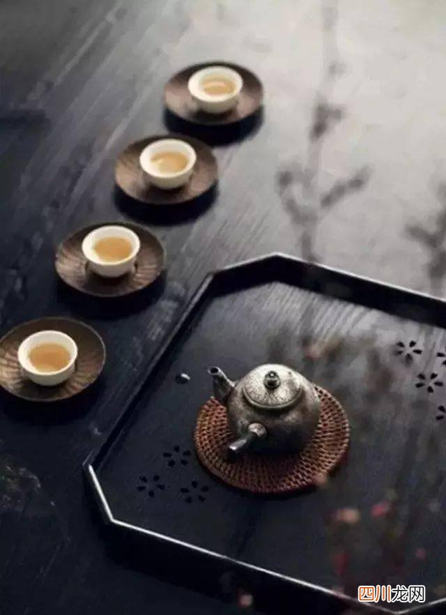 vim下一页:少时不读苏东坡，老来不看辛弃疾