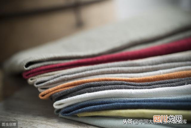 夏季选什么面料的衣服凉快 夏天穿什么都热怎么办