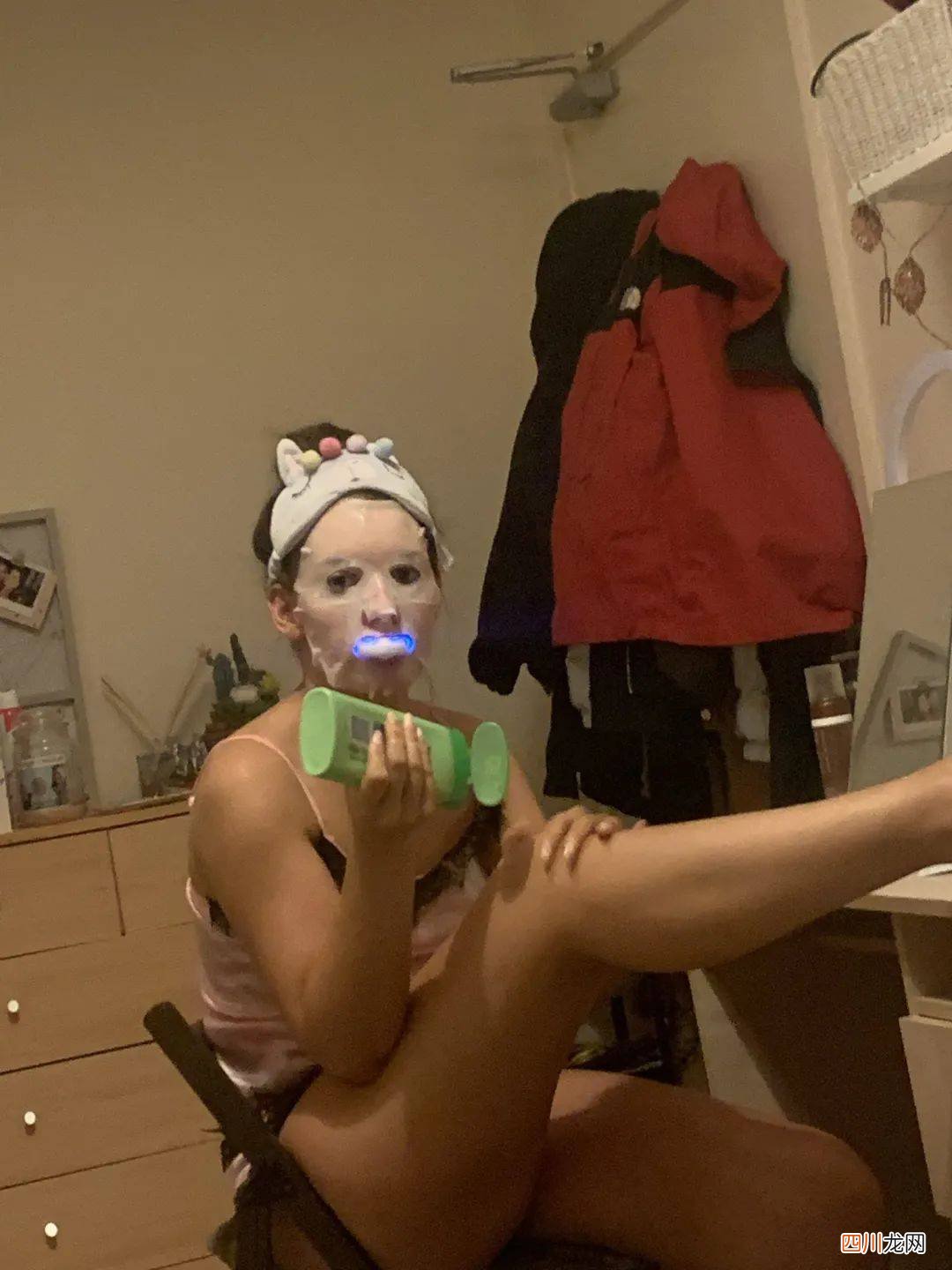 拍照什么手机好？女友拍照vs男友拍照，是谁出门没带审美？！