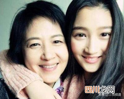 关晓彤满族原名叫什么 关晓彤个人简历资料