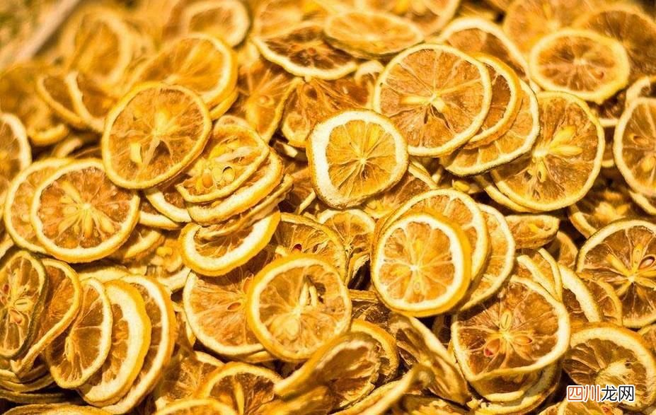 柠檬片泡水的技巧与方法 柠檬片泡水的方法